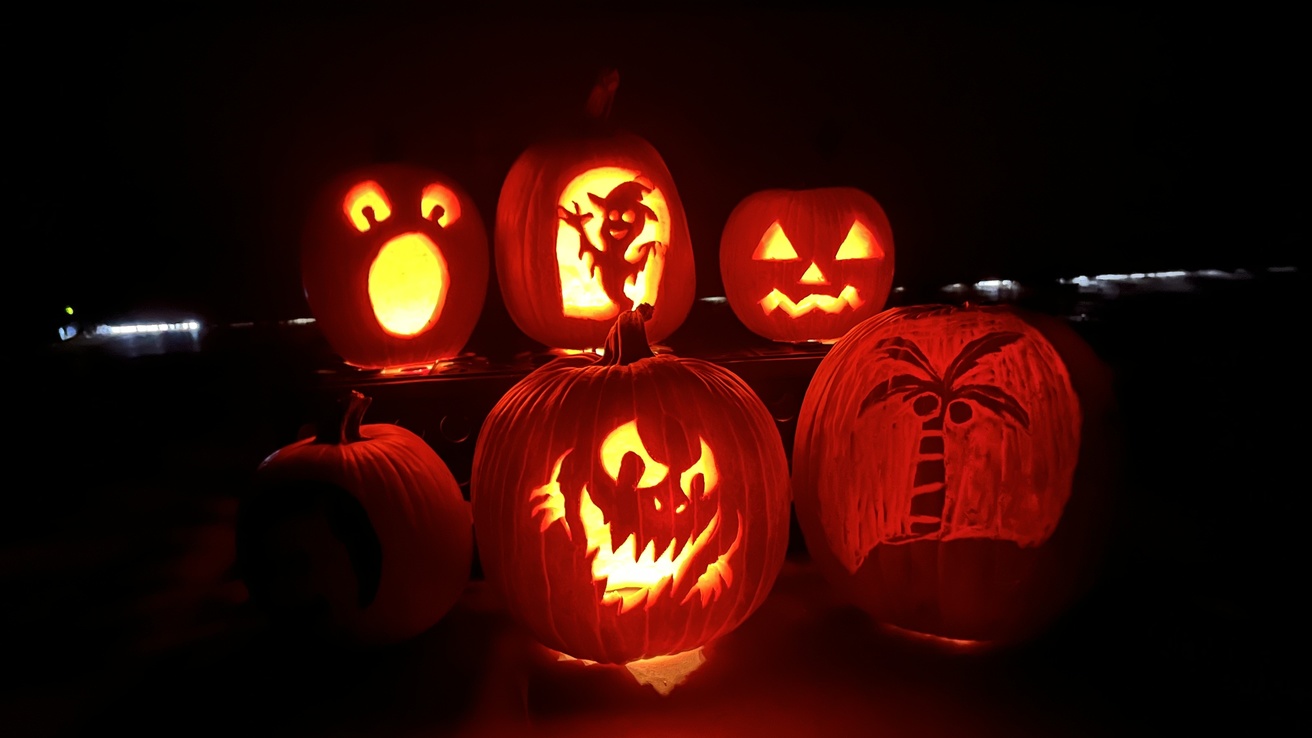 Pumpkins (2024) in Dark)